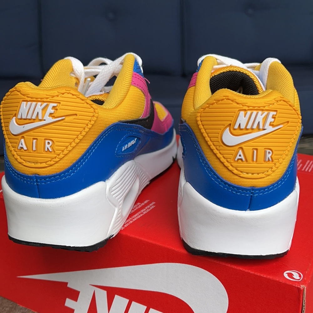 NIKE AIR MAX 90 WMNS - Picture 14 of 16